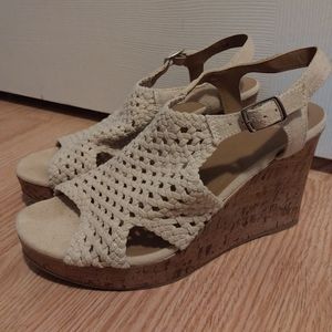 SO Taffy Women's Wedge Sandals